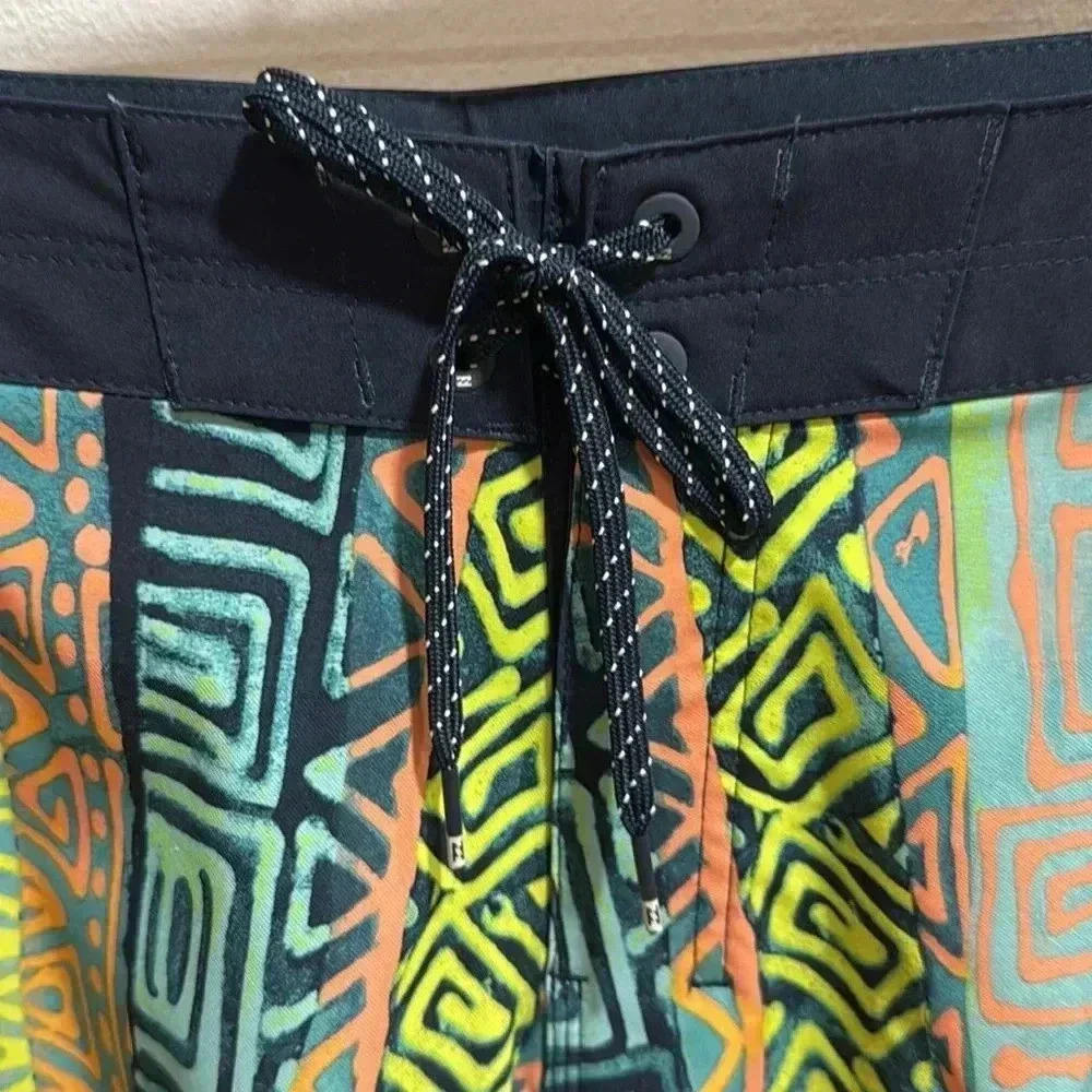 Billabong Sundays Airlite Boardshort - Aqua - Sizes 30, 32, 34 - Picture 4 of 5